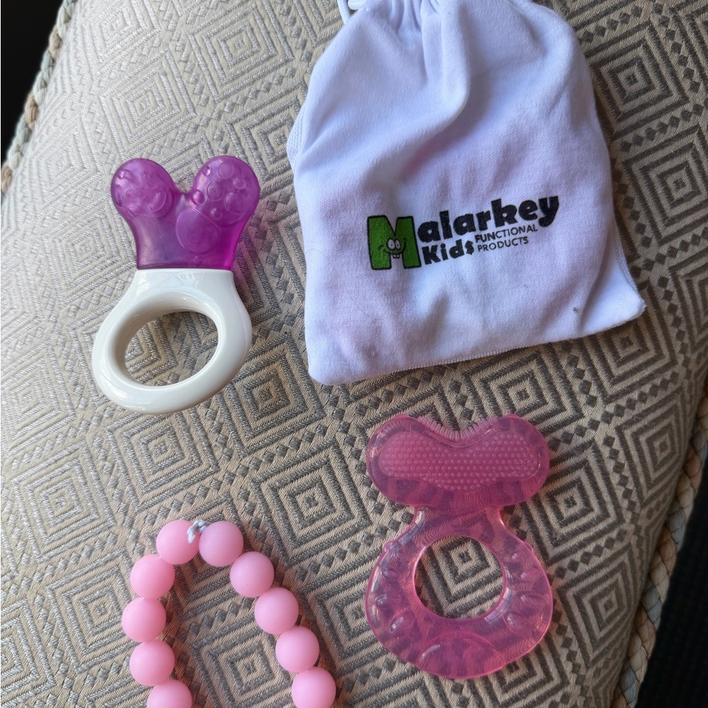 New Kids Teething Toys Pink and Purple (4)